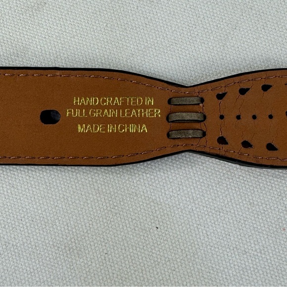 Ariat pink and brown leather laser cut out hearts belt limited edition buckle - Picture 7 of 12